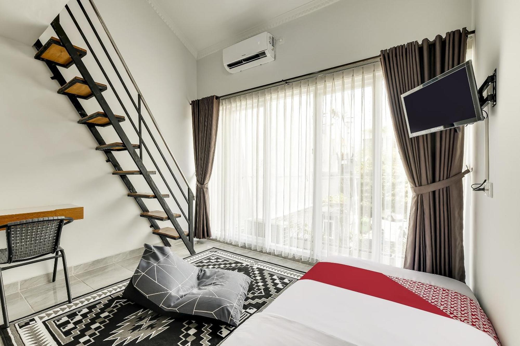 Super Oyo Capital O 90983 Harmony Easy Stay Maguwo Екстериор снимка